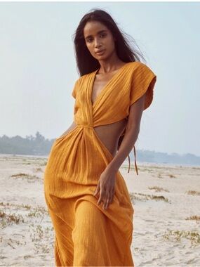 STUDIO TIA | Cleo Dress in Inca Gold | Cutout Maxi Dress with V-Neck